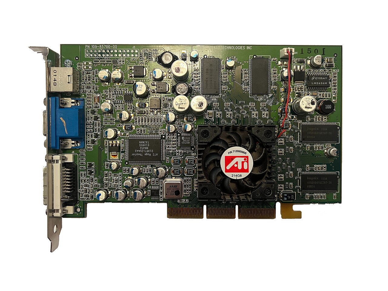 AMD Radeon 8500 LE graphics card