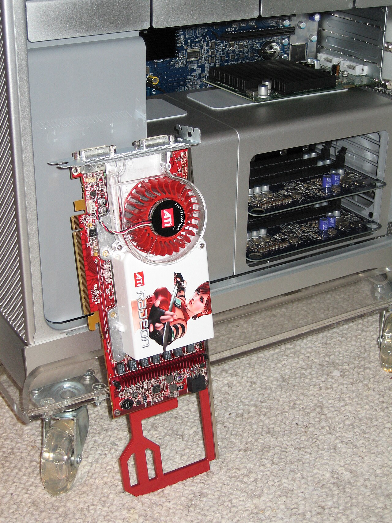 AMD Radeon X1900 XT graphics card