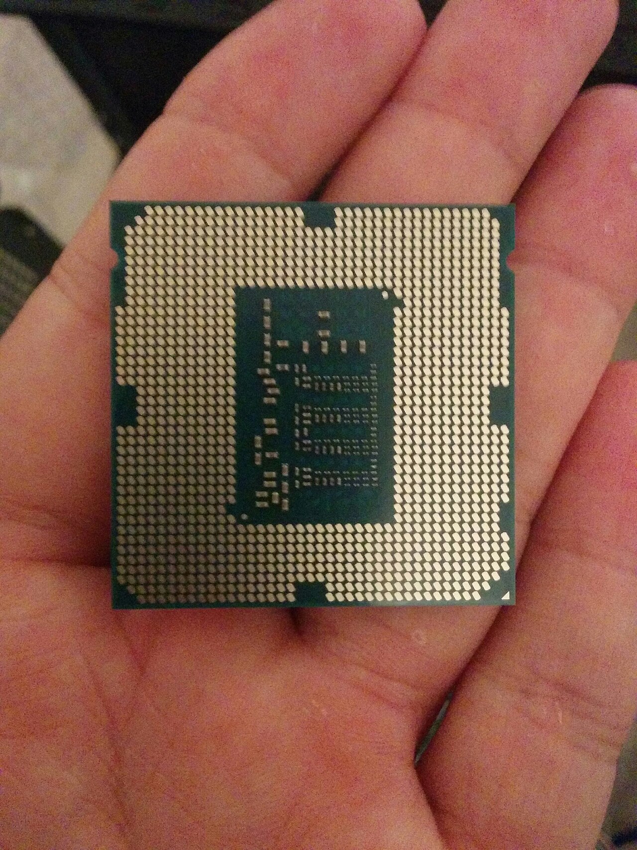Intel Xeon E3-1220 v3 processor
