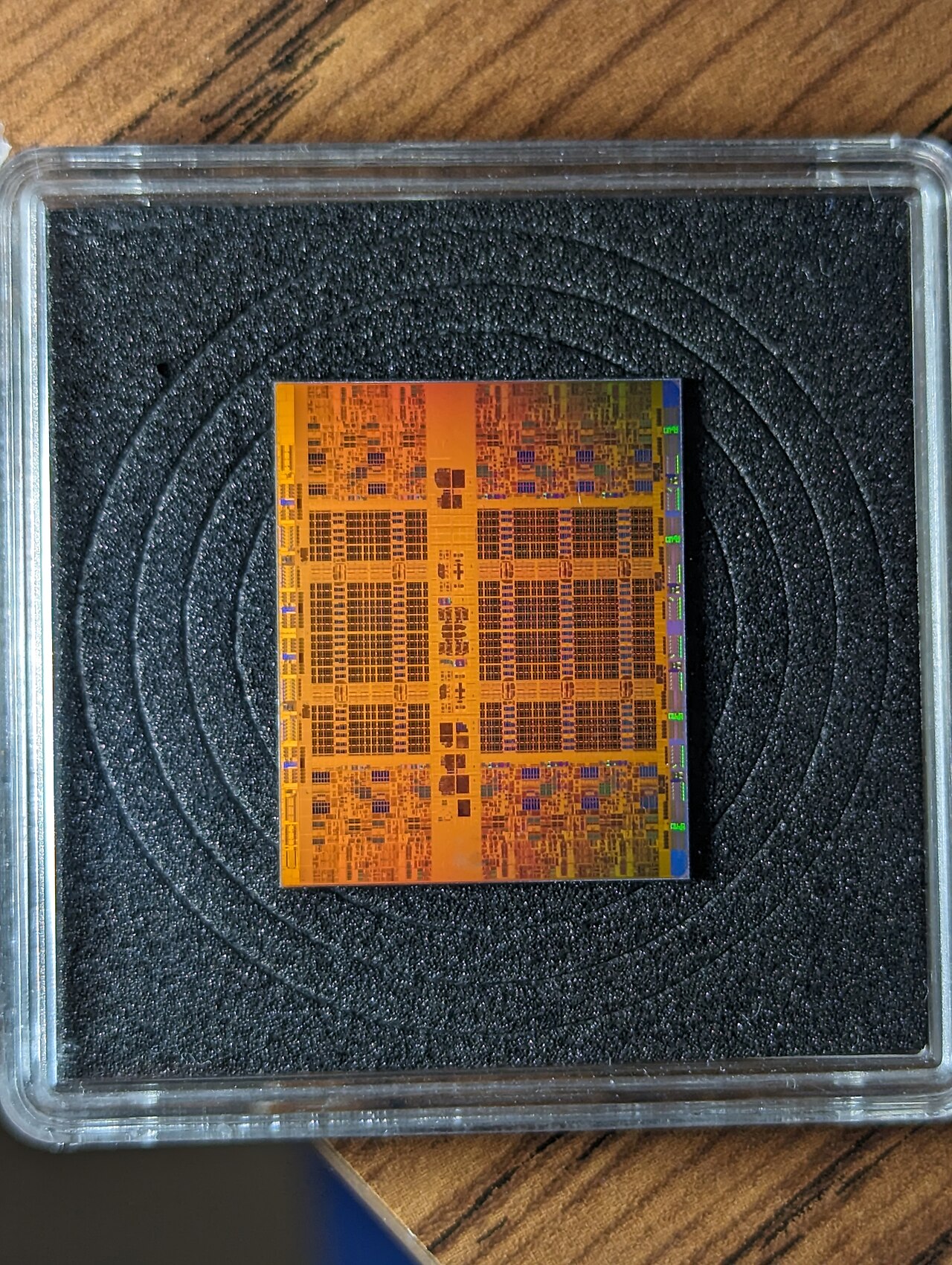 Intel Xeon E7-2850 v2 processor